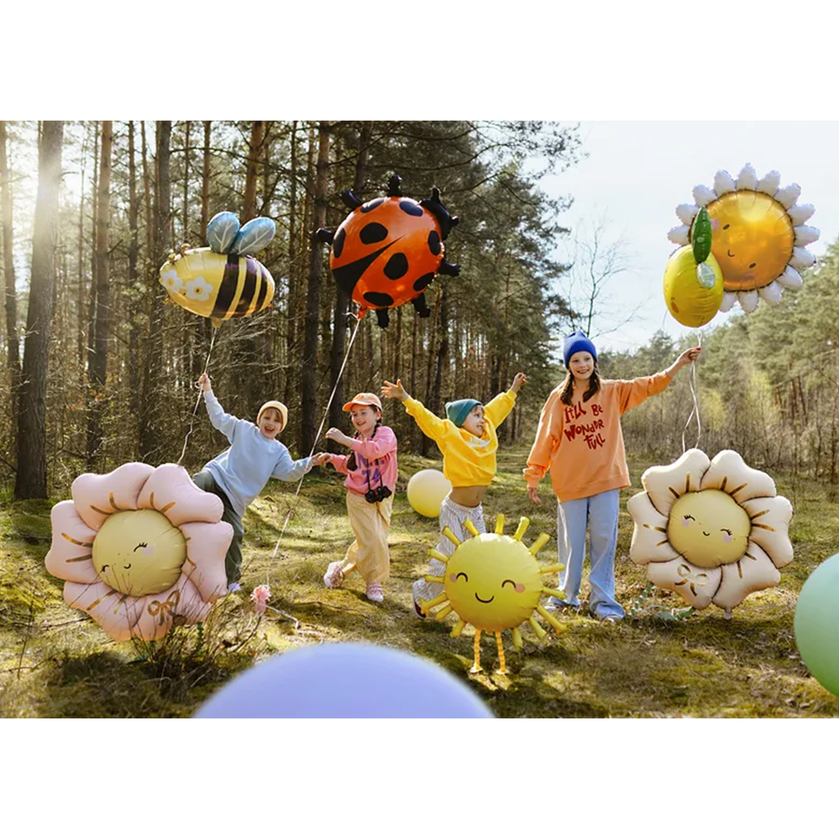 1 Laufender Ballon XXL - Blume - Hellbeige