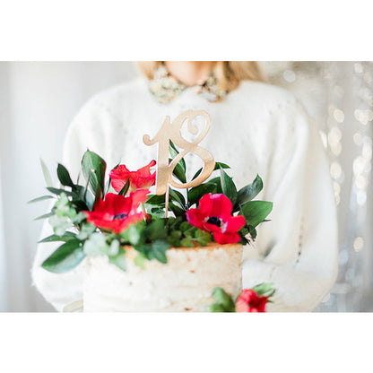 1 Cake Topper - 18 - Gold